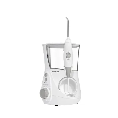 Produktbild von Waterpik Ultra Professional Munddusche,  2026, Precision Pulse Technology, Siegel, bis zu 99,9 Prozent Plaque Entfernung, 6x Aufsätze