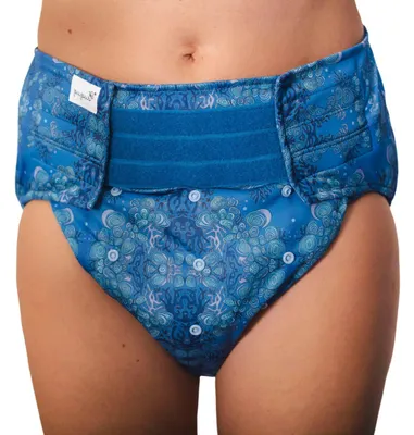 Produktbild von Wiederverwendbare Stoffwindel für Erwachsene mit Tasche und Saugeinlage – Größe S/M/L - BLAU Riff