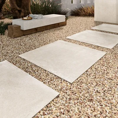 Imagen del producto de CASA39. Gres porcelánico con efecto cemento, color blanco, 80x80 cm. Colección Legacy de Love Tiles