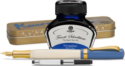 Produktbild von Kaweco Student Füllfederhalter mit 30 ml Füllfederhaltertinte, Konverter und Metalletui „50's Rock“, blau
