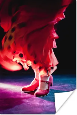 Produktbild von MuchoWow® Poster Eine Flamenco-Tänzerin mit rotem Kleid 40x60 cm - Plakate für die Wand - Poster Babyzimmer