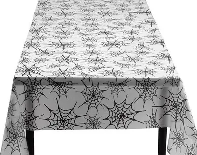 Image de Nappe noire et blanche 140 x 180 cm pour les fêtes
