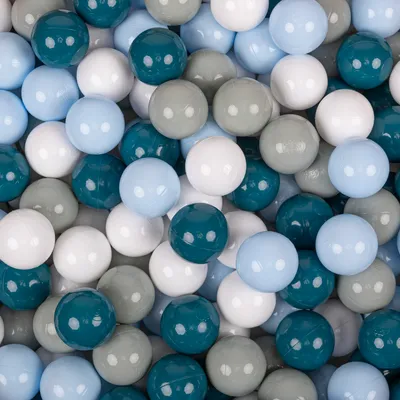 Zdjęcie produktu dla KiddyMoon plastikowe piłeczki 7cm ciemny turkus-zielonoszary-pastelowy niebieski-biały 700 zabawka zestaw kulek