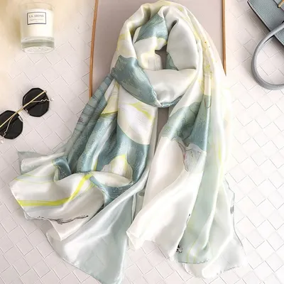 Produktbild von AQ-6939 Halstuch Typ18 - Eleganz für jeden Anlass KP6939