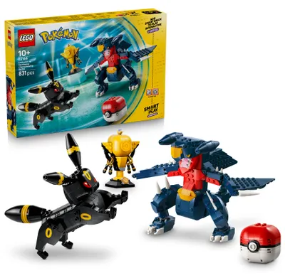 Produktbild von LEGO Pokémon SMART Play: Nachtaras und Knakracks Duell um die Meisterschaft - kompatibles interaktives Set mit 2 SMART Tags und 2 Pokémon Figuren für Fans ab 10 Jahren - 72165