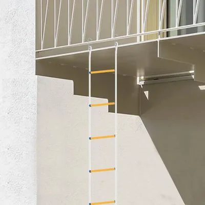 Produktbild von Feuerrettungsleiter - 12 m Notfall-Seilleiter - Tragbare Balkon- und Fensterleiter - Flammhemmend - 200 kg Belastung - Blau/Weiß/Gelb
