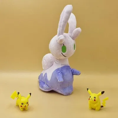 Produktbild von Pokemon Viscargot Kuscheltier - 19 cm Plüschtier Sliggoo