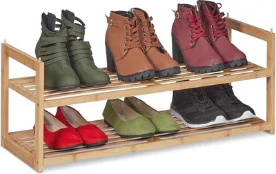 Obrázok produktu pre Skriňa na topánky s 2 policami na 6 párov – kompaktný model do spálne