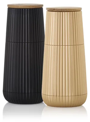 Immagine prodotto di Set da tavolo "Ad Hoc" per macinino di pepe e modello Scape, colore nero e oro, con macinatura in Vetroceramica CeraCut®, realizzato in plastica e legno di quercia