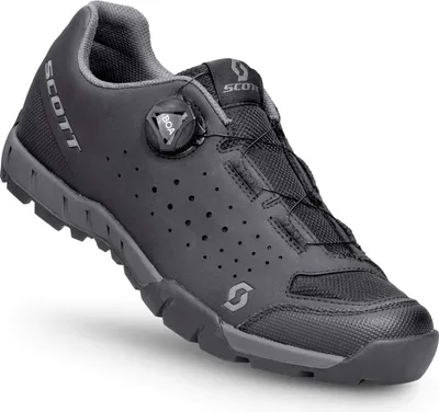 A single black and dark grey Scott Sport Trail Evo BOA shoe is shown against a white background.