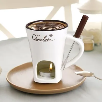 Produktbild von Fonduetasse für Schokoladenfondue – Hitzebeständig mit Ausgießer