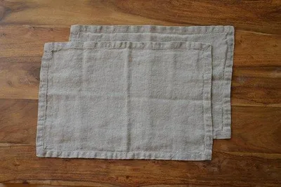 Zdjęcie produktu dla Brązowe podkładki z lnu, 35 x 50 cm