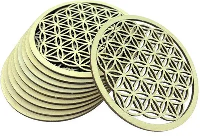 Immagine prodotto di Portaoggetti in legno 10 cm con decorazione "Fiore della Vita"
