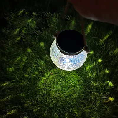 Produktbild von Mosaik Outdoor Solarlampe,2 Stück Glas Solarlaterne,IP65 Wasserdichte Solar Hängende Kugelleuchte für Garten,Party,Terrasse,Balkon,Tischdekoration