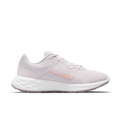 Produktbild von NIKE Revolution 6 Next Nature Schuhe Damen Lila 38