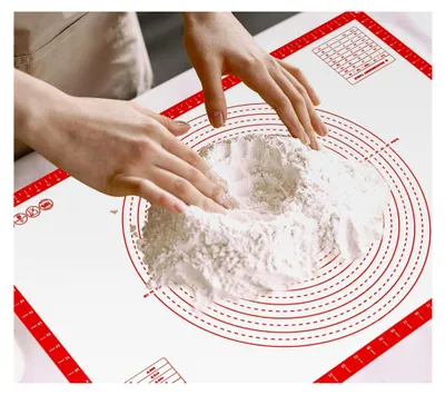 Produktbild von Backmatte aus Silikon Groß XXL 90 x 60 cm rutschfeste Backunterlage für die Küche mit Messungen für Fondant, Gebäck, Pizza und Brot