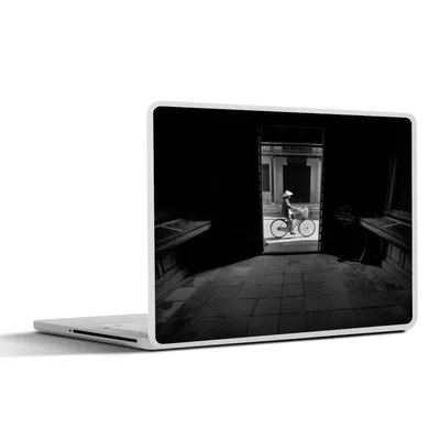 Produktbild von MuchoWow® Laptop Aufkleber Sticker Cover Tür - Fahrrad - Straße - Architektur 31x22.5 cm - Laptop-Deko