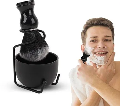 Obrázek produktu pro Sada na holení pro muže v černé barvě s holicím strojkem, držákem na štětku a podstavcem