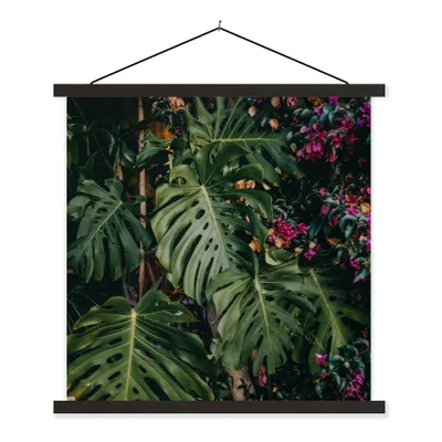 Produktbild von MuchoWow® Textilposter Monstera (Lochpflanze) Hintergrund 60x60 cm mit schwarzem Rahmen - Posteraufhänger