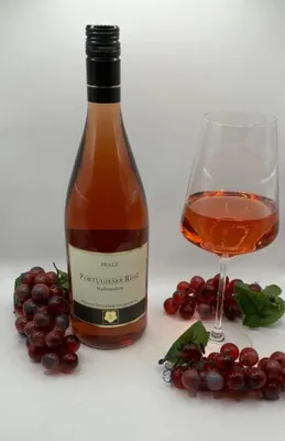 Produktbild von Portugieser Rosé Herrenberg Honigsäckel