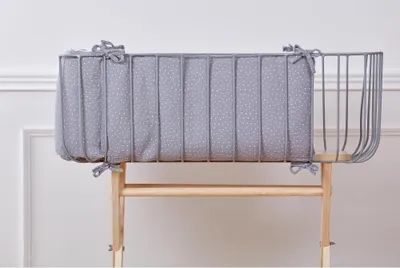 Produktbild von KraftKids Nestchen Musselin grau Punkte Nestchenlänge 60-60-60 cm für Bettgröße 120 x 60 cm