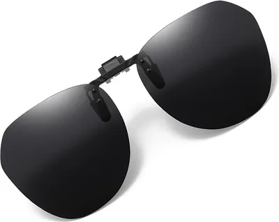 Produktbild von INF Polarisierte Clip-on-Sonnenbrille mit Etui Schwarz