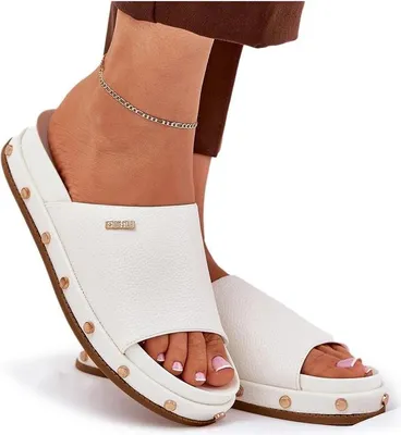 Produktbild von Damen Plattform Sandalen Mit Nieten Big Star RR274216 Weiß 37