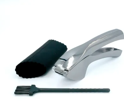 Image de Intirilife Set de 3 presse-ail avec éplucheur en silicone et brosse de nettoyage - 15.5 x 3 cm - Set pratique pour éplucher et presser facilement l'ail