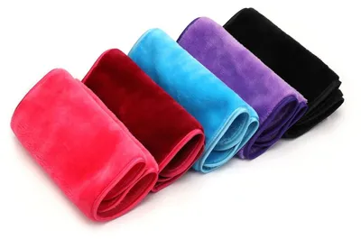 Productafbeelding van Make-up verwijderdoekjes, microvezel, 5 stuks, verkrijgbaar in de kleuren roze, bordeauxrood, blauw, paars en zwart