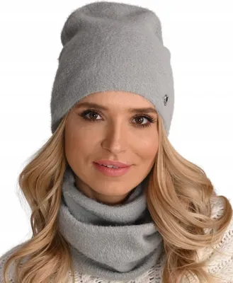 Imagen del producto de Conjunto de dama en color gris, que incluye gorro y bufanda, con forro de alpaca, modelo AL1