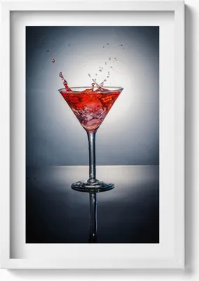 Produktbild von Ein Glas Martini– Wandbild mit Rahmen – Gerahmtes Bild  – Wanddekoration – 40x60 cm – Weiß