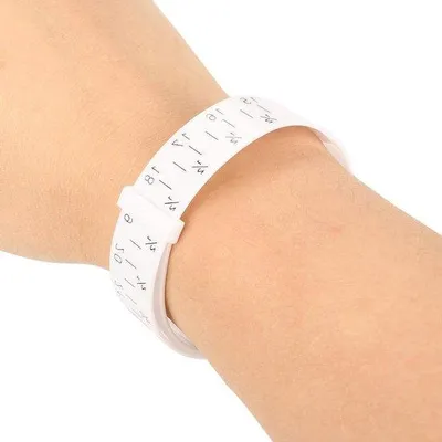 Produktbild von Kunststoff Armbandgrößenerfasser - Schmuckgrößenmesser