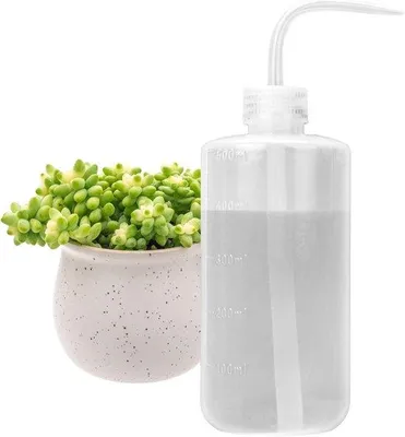 Obrázek produktu pro Plastová konvice na zalévání 500 ml pro rostliny a bonsaje
