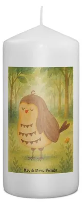 Produktbild von Mr. & Mrs. Panda Kerze Eule Zufrieden Design 15 x 7 cm - Weiß - Geschenk, Blockkerze, Bedruckte, Erinnerungskerze, glücklich, Hochzeitstag, Wachskerze, Stumpenkerze, Müde