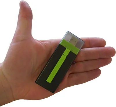 Produktbild von Maxell AirStash 16GB Speicherstick USB 2.0