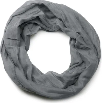 Produktbild von styleBREAKER leichter unifarbener Loop Schlauchschal | Sommerschal aus fließendem Material | Seidiges Halstuch für Damen & Herren | Weich, Luftig & Modisch | 77 x 46 cm
