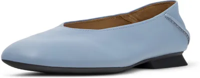 Productafbeelding van Camper Casi Myra damesmokkasijn - Ballerina, lichtblauw - Pastelblauw, maat 37 (EU)