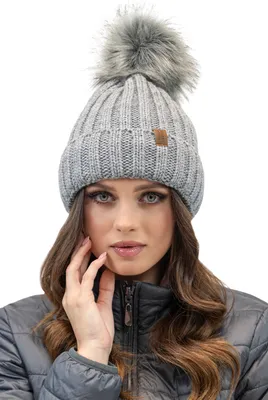Immagine prodotto di Vivisence Cappello invernale da donna con pompon Cappello con pompon dalla vestibilità perfetta Filato morbido e caldo con fodera in pile antistatica Ideale per l'autunno e l'inverno Modello 70100, grigio chiaro, taglia unica