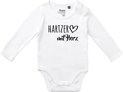 Produktbild von Huuraa Baby Body Hartzer mit Herz 74 White  Baumwolle Fairtrade Langarmbody Geschenkidee