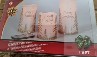 Productafbeelding van LED kaarsen/stompkaarsen met bewegende vlam en afstandsbediening - Merry Christmas - set van 3