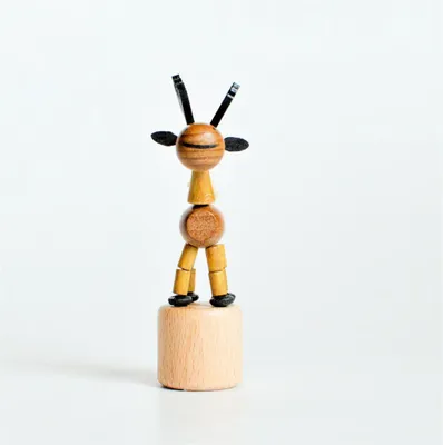 Produktbild von Holzspielzeug Wackelfigur Elch Höhe=10,5cm NEU