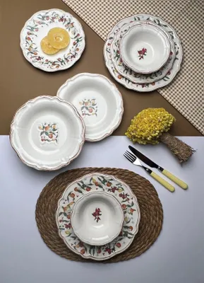 Obrázok produktu pre Hermia Concept, kvalitná 24-dielna jedálenská súprava zo 100 % porcelánu | 6 servírovacích tanierov (25 x 25 x 2,5 cm), 6 tanierov (21 x 21 x 3 cm), 6 misiek (15 x 15 x 4,5 cm), 6 dezertných tanierov (22 x 22 x 2,5 cm) | Vhodné do umývačky riadu a mikrovlnnej rúry, ideálne na každú príležitosť.
