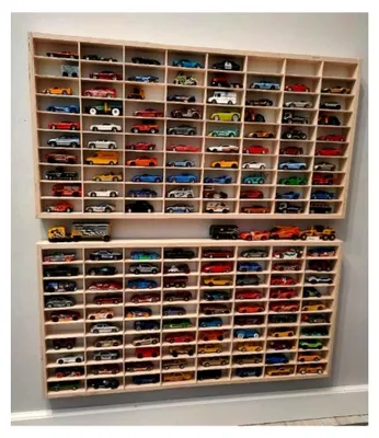 Produktbild von Schubladenorganisator für 1:64 Autos aus Holz mit weißen Regalrückwänden