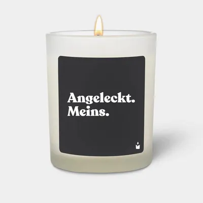 Produktbild von ChattyCandles Duftkerze Woody Angeleckt. Meins.