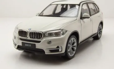 Produktbild von Welly 24052W BMW X5 2015 weiß 1:24
