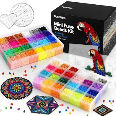 Immagine prodotto di Mini perline termoadesive da 2,6 mm – 40.000 perline, 48 colori – Kit per attività creative con 8 piastre sagomate, scatola di ordinamento e libretto di modelli