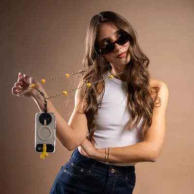 Immagine prodotto di Case&Me Bijoux Lace- Laccio A Tracolla E Collana Universale Per Smartphone