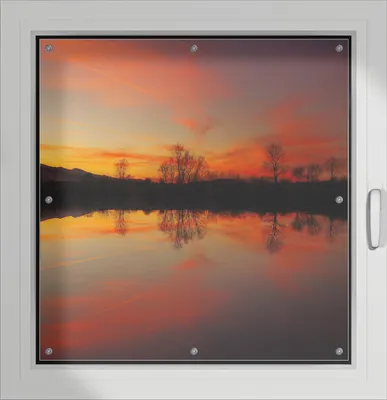 Produktbild von Wallario Lichtschutzbild, Dekorativer Sichtschutz Sonnenschutz 96 x 93 cm mit Motiv: Abendrot am Himmel über einem See - Verdunklung ohne Bohren
