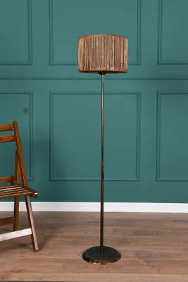Produktbild von Opviq, Hochwertige Stehlampe mit Metallkörper, Imitation Bambus-Kappe (30 x 30 cm), Höhe: 165 cm, E27 Fassung, max. 40 W, Schwarz und Roségold, , rustikales Design.