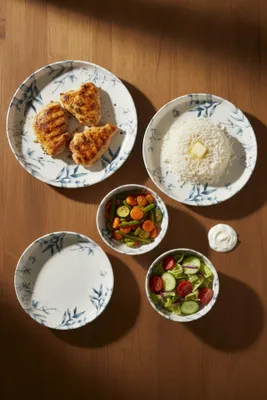 Obrázok produktu pre Hermia Concept, kvalitná súprava riadu (24 kusov) vyrobená zo 100% porcelánu, biela a modrá